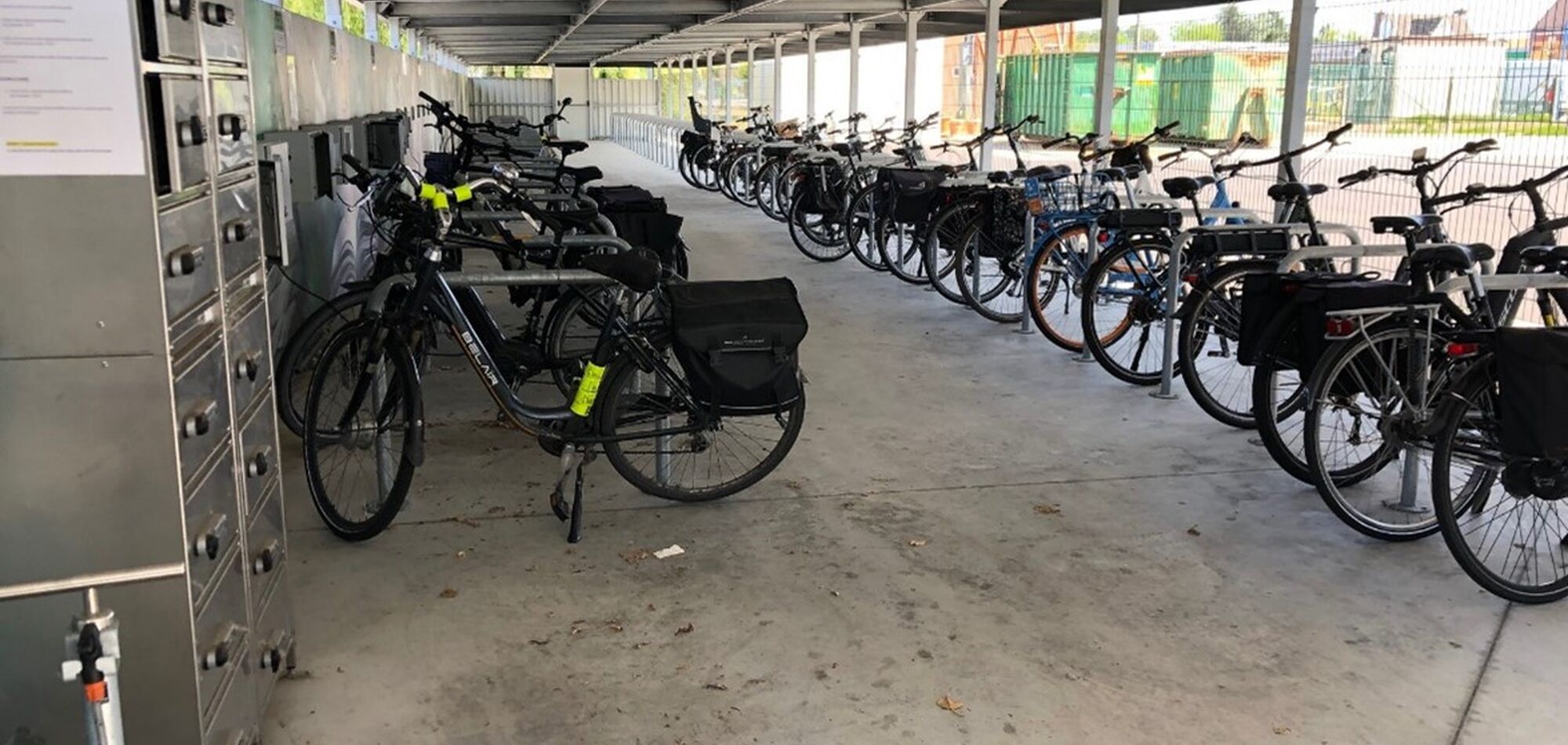 fietsenstalling Roularta